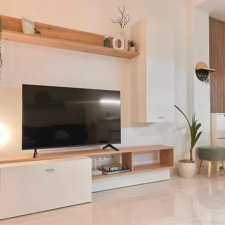 Apartamento Skol 937b By Completely Marbella