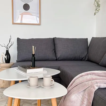 Skol 937b By Completely Marbella