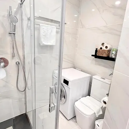 Skol 937b By Completely Marbella